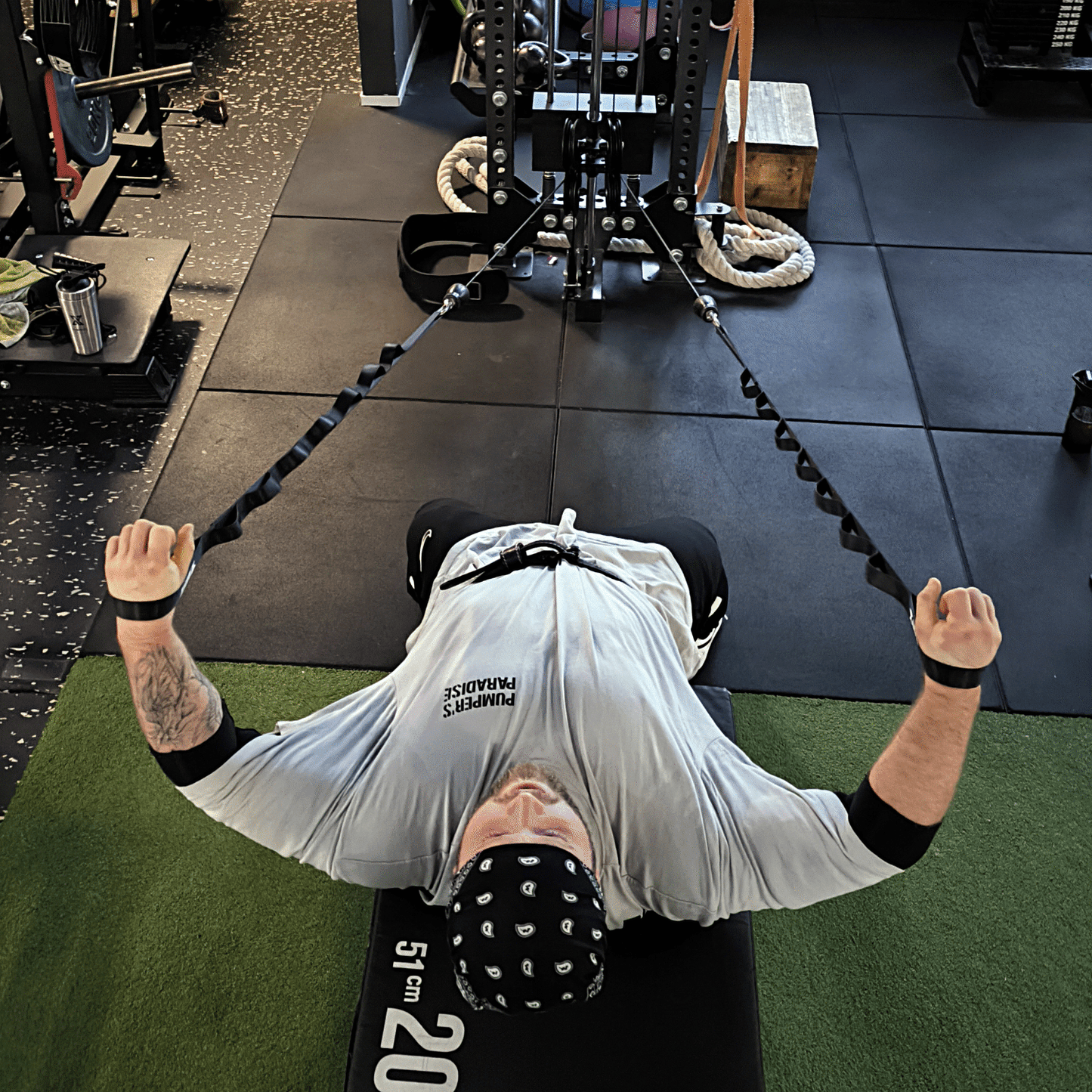 Loop Straps nach Tech-Web-Technologie